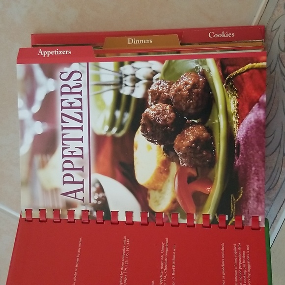 📖🎄3 IN ONE HOLIDAY COOK BOOK🎄 - Picture 5 of 10